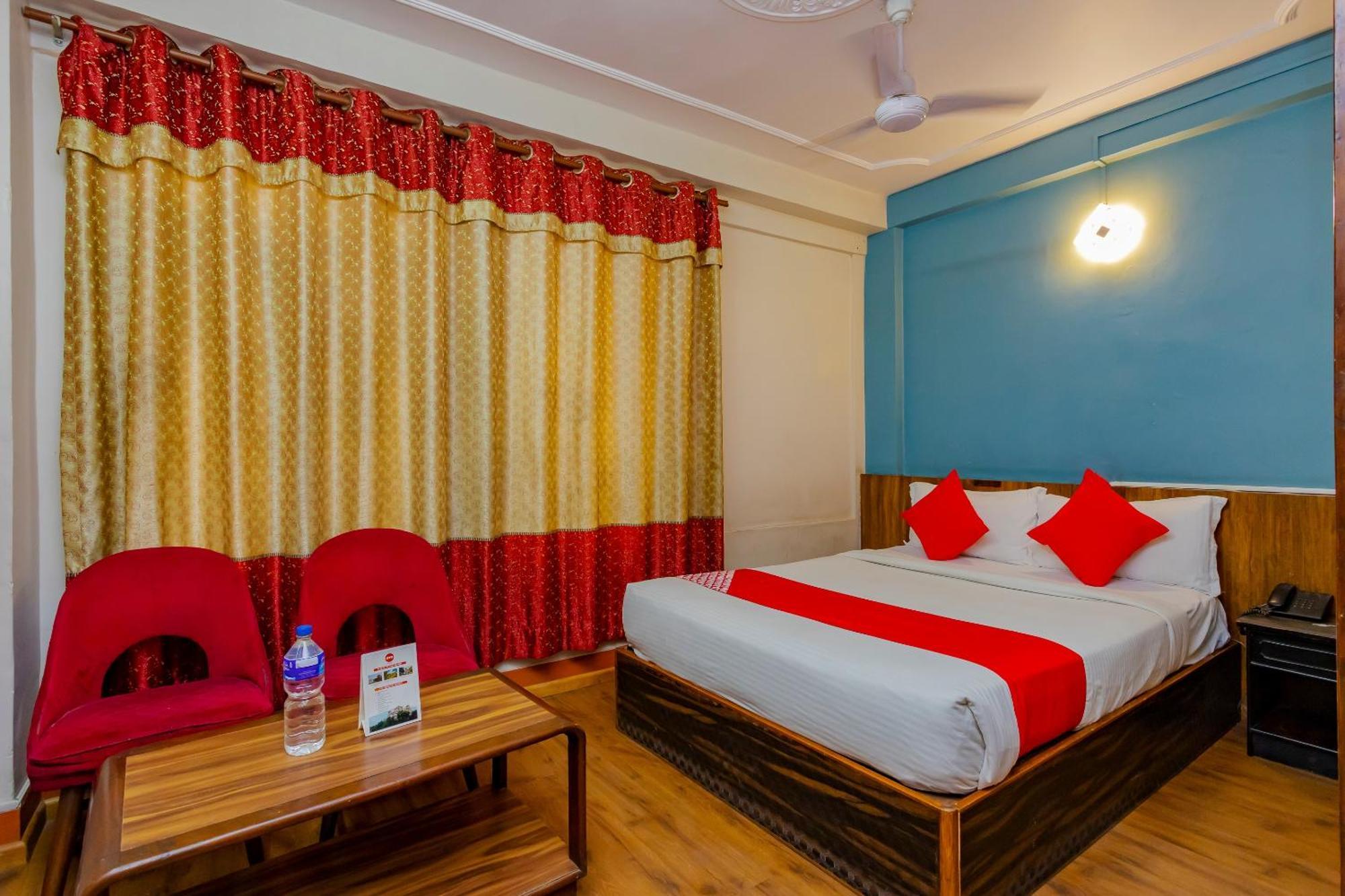 Oyo 795 Hotel Holiday Inn Katmandu Kültér fotó