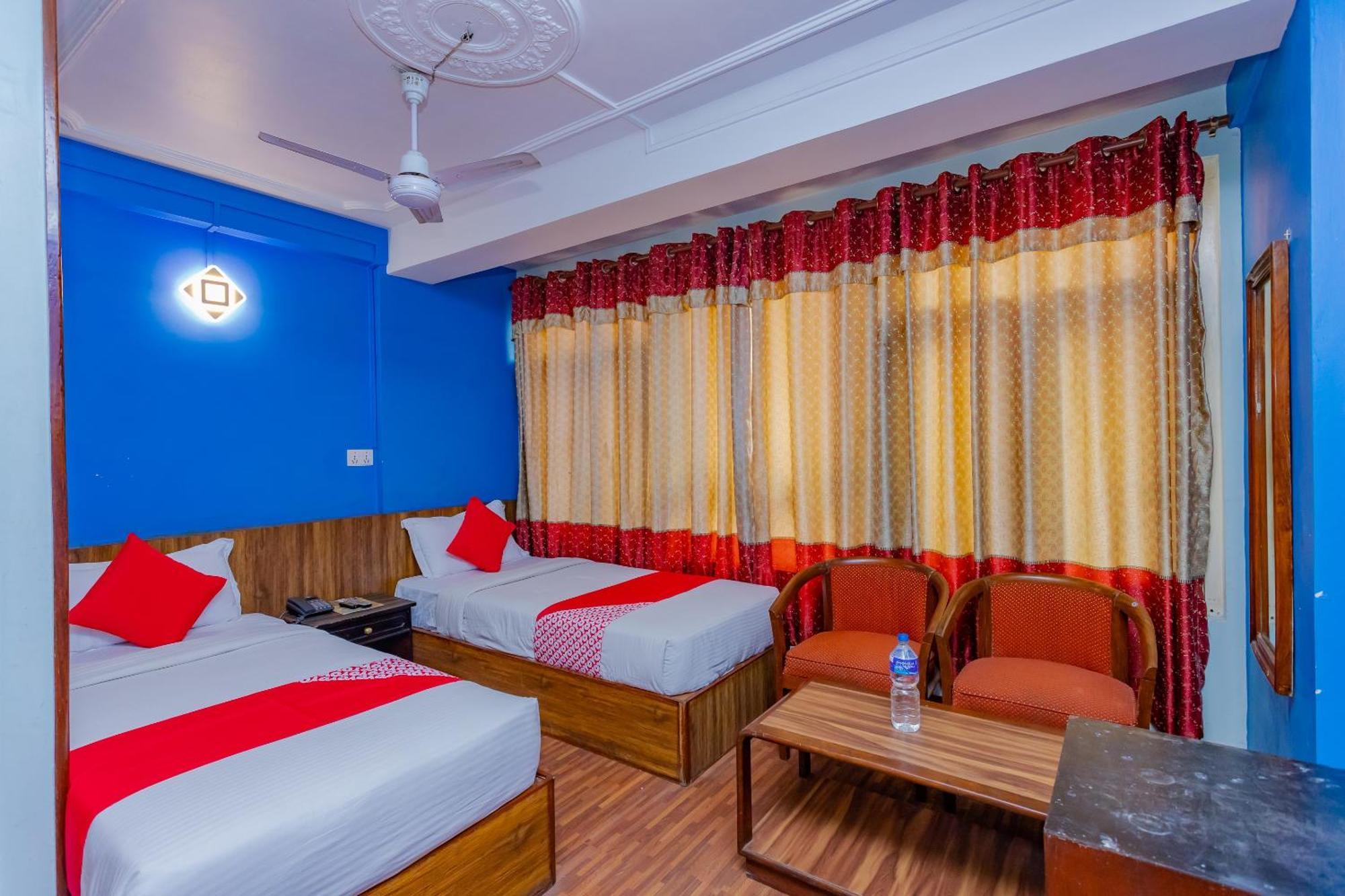 Oyo 795 Hotel Holiday Inn Katmandu Kültér fotó