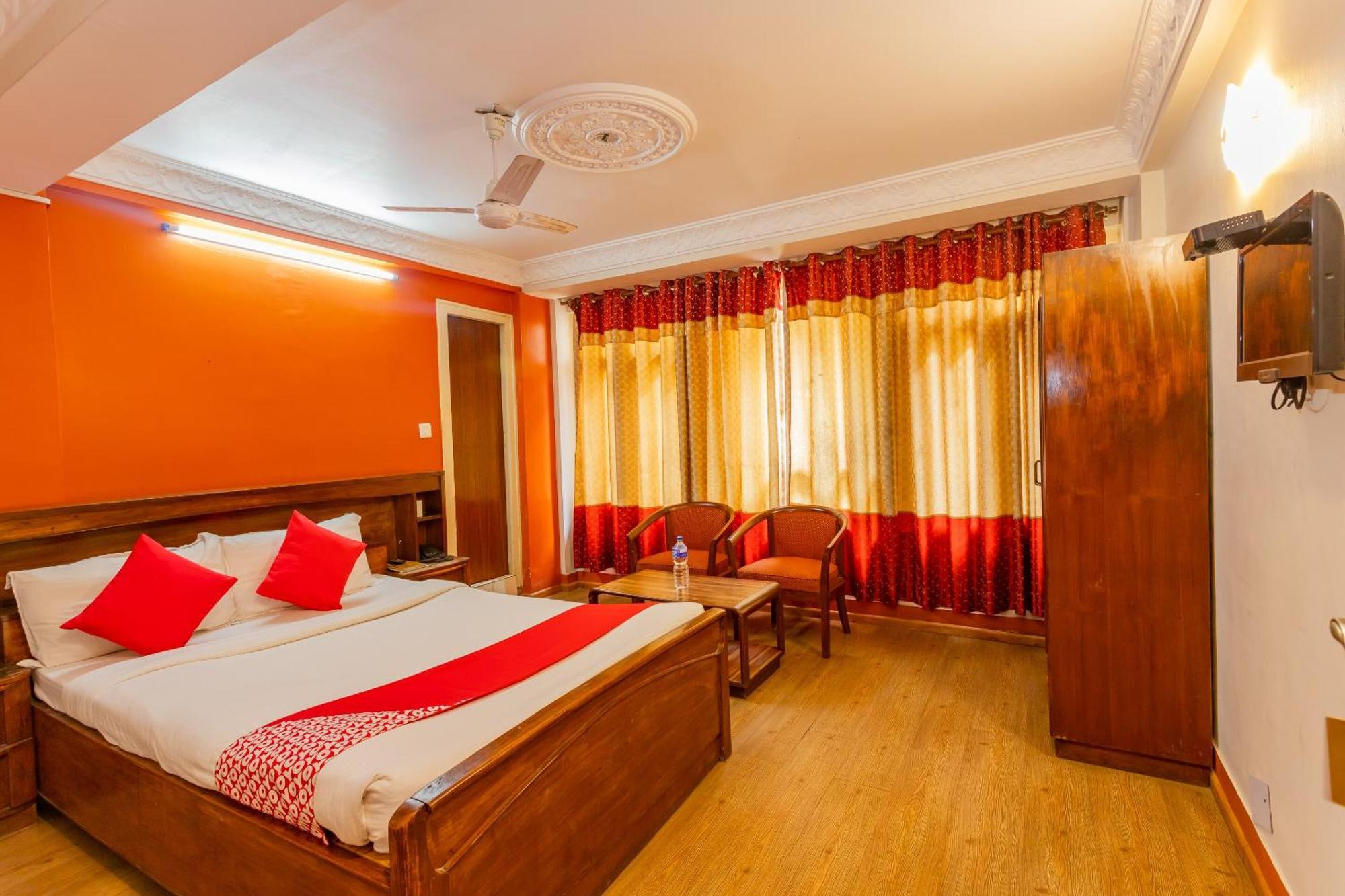 Oyo 795 Hotel Holiday Inn Katmandu Kültér fotó
